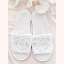 Load image into Gallery viewer, Pearl custom heart bride slippers