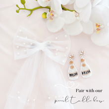 Load image into Gallery viewer, champagne bottle bride earrings
