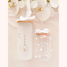 Load image into Gallery viewer, personalised glass tumblers with optional pearls