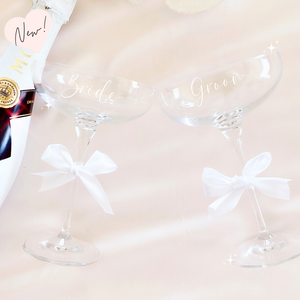 custom personalised coupe champagne glasses wedding bride groom bridesmaid glasses