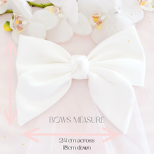 Load image into Gallery viewer, bride to be bachelorette bridal shower custom bow and veil